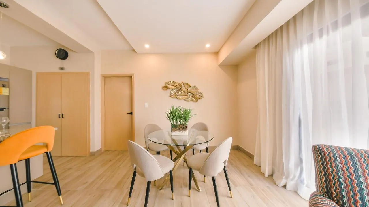 Fully Serviced Apartment At Regatta Living II - 6C Saint-Domingue