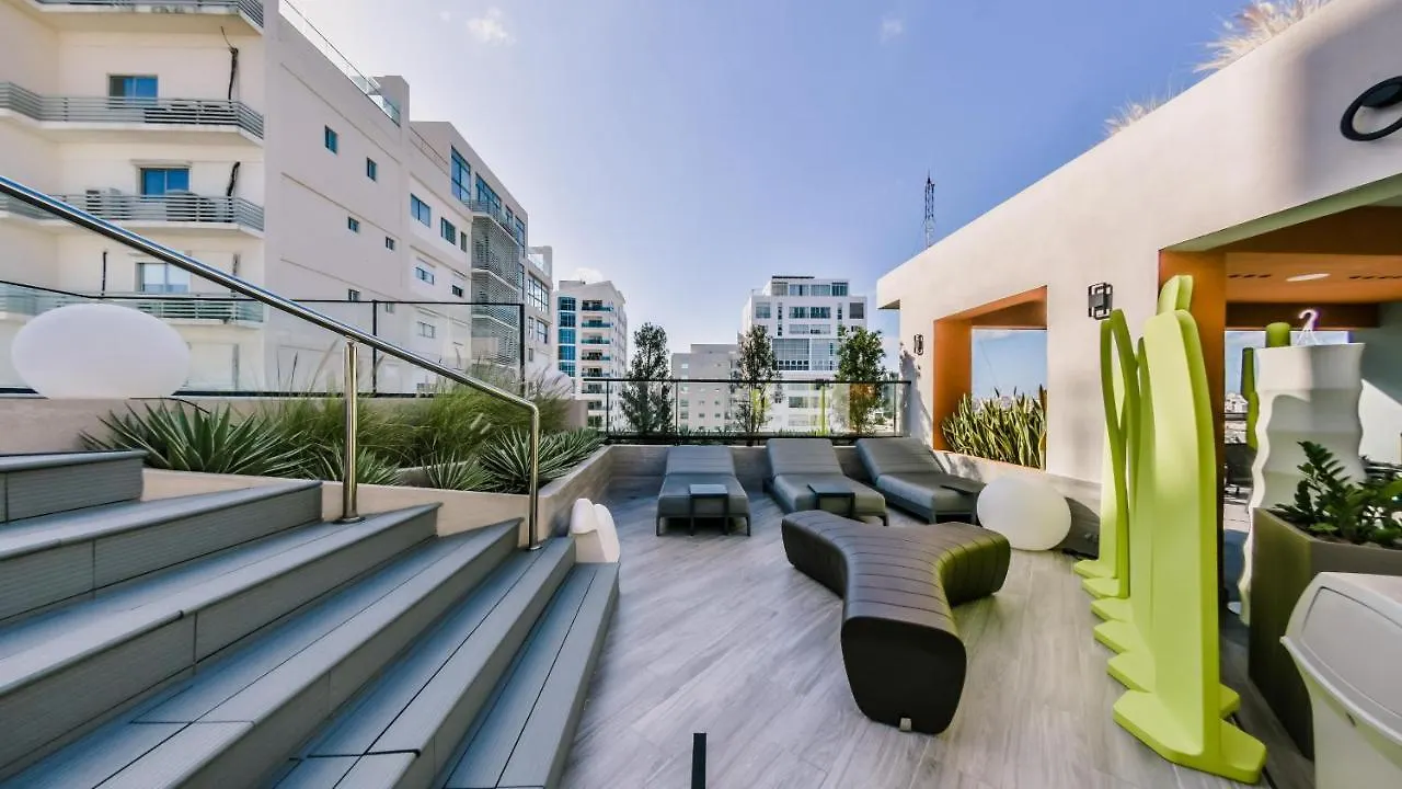 Fully Serviced Apartment At Regatta Living II - 6C Santo Domingo